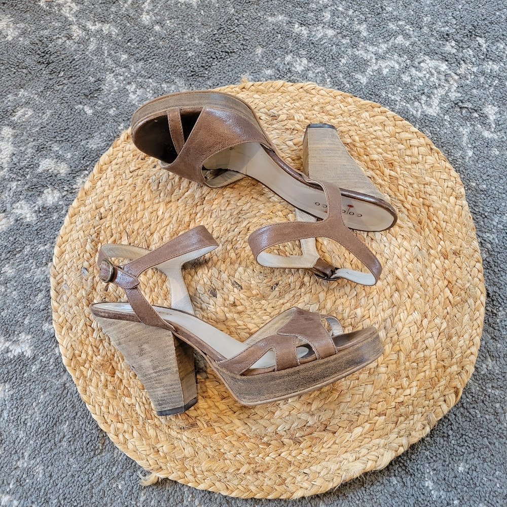 COCLICO stacked heel sandals